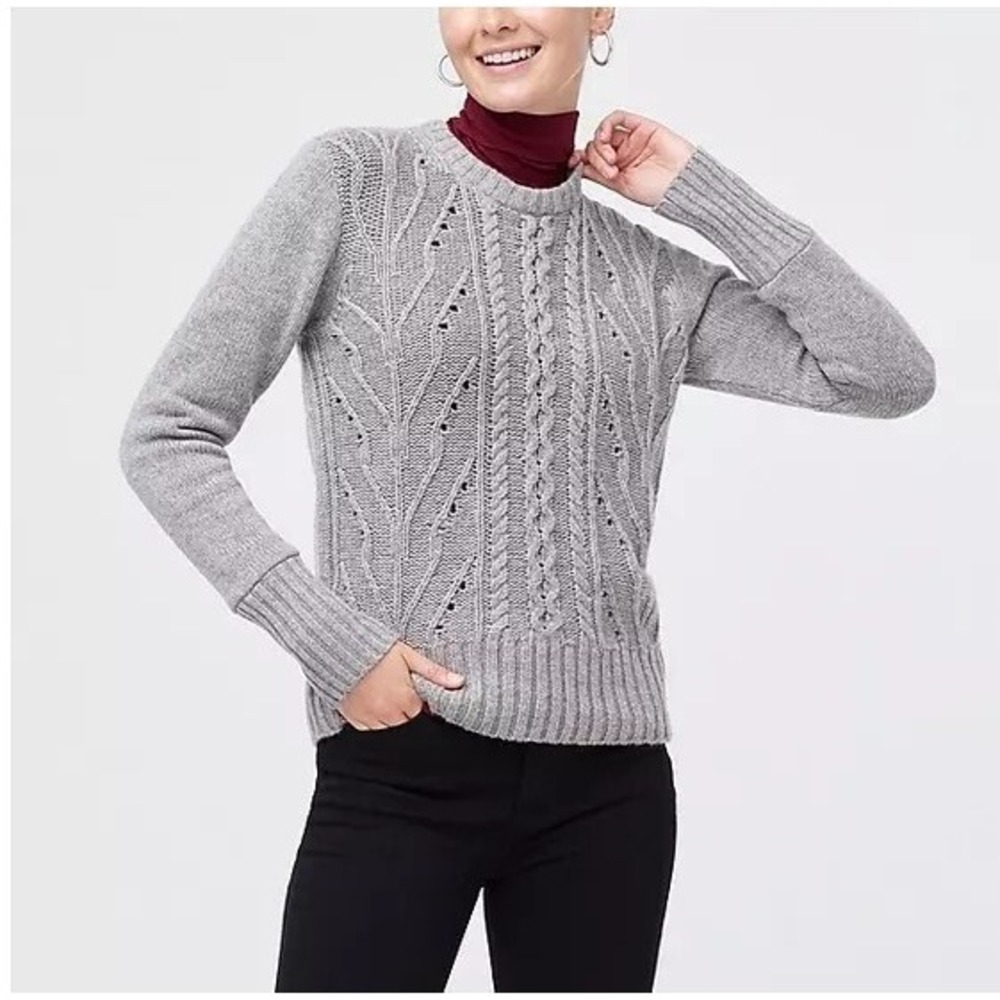 J. Crew  Cable Knit Lambswool blend  Crew Neck Sweater ‎ Women's Size S